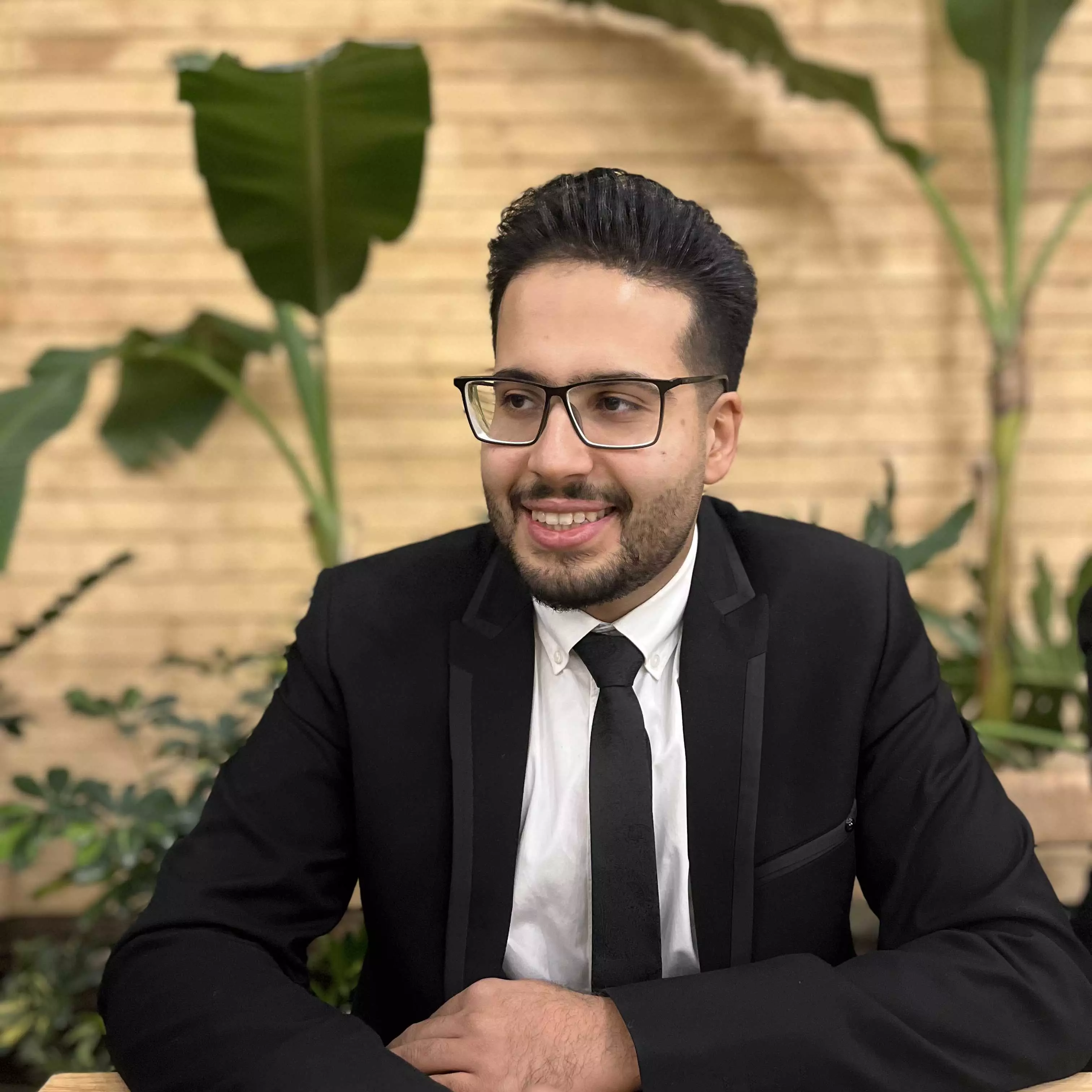 مشاور-ارشد-ساخت-و-ساز