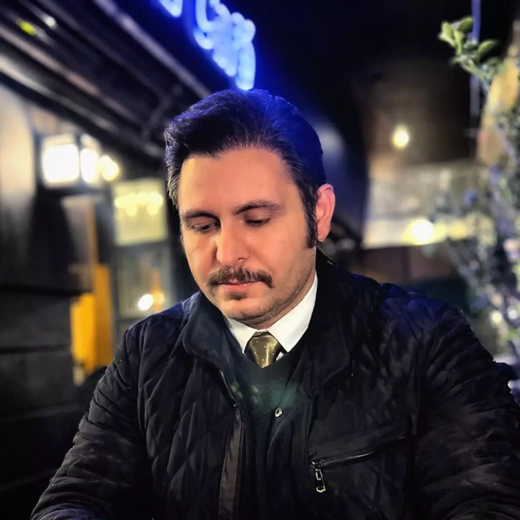 مدیر-ارشد-ساخت-و-ساز